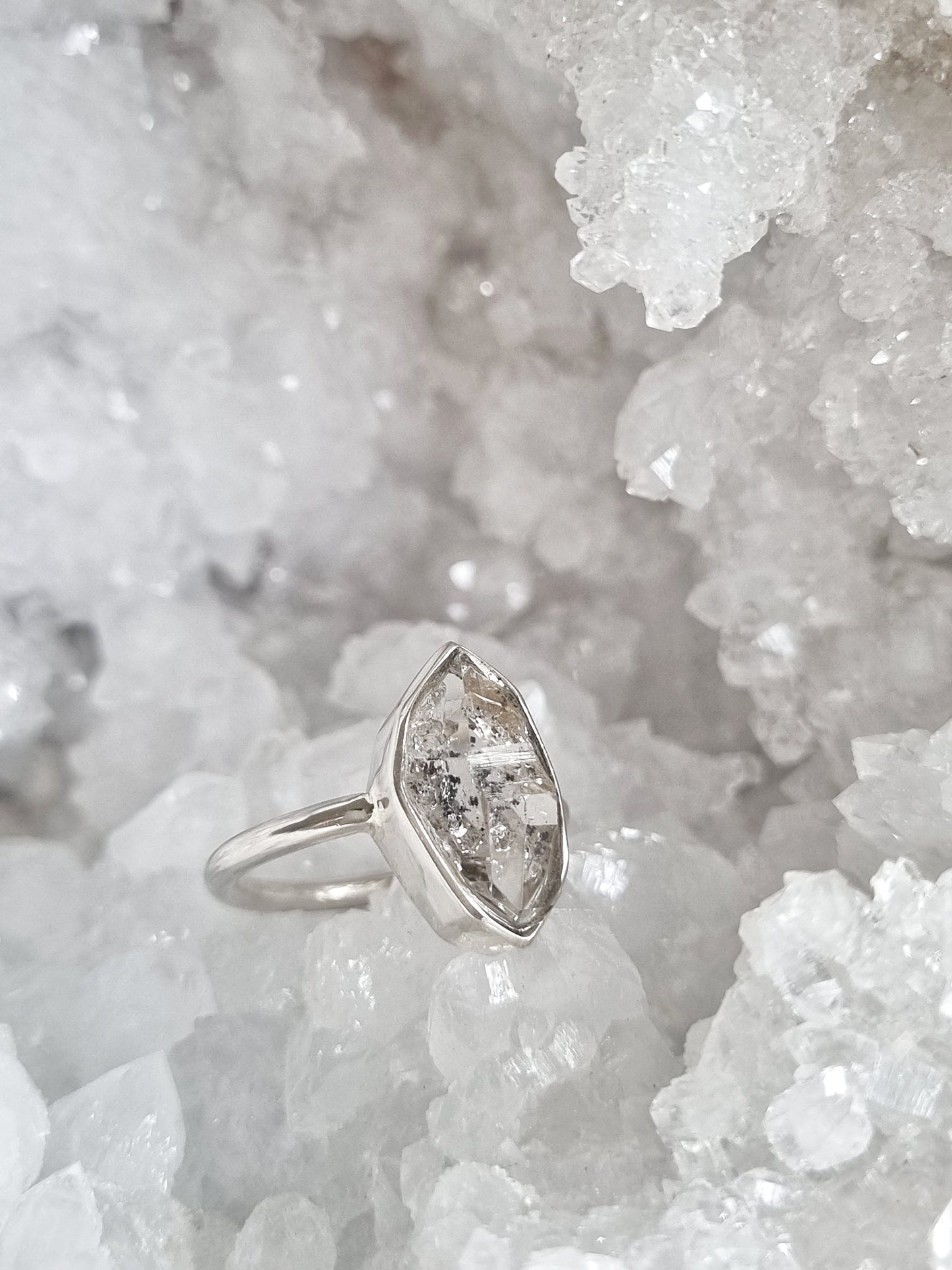 Balochistan Pakimer Ring with Hydrocarbon | Size 6.5