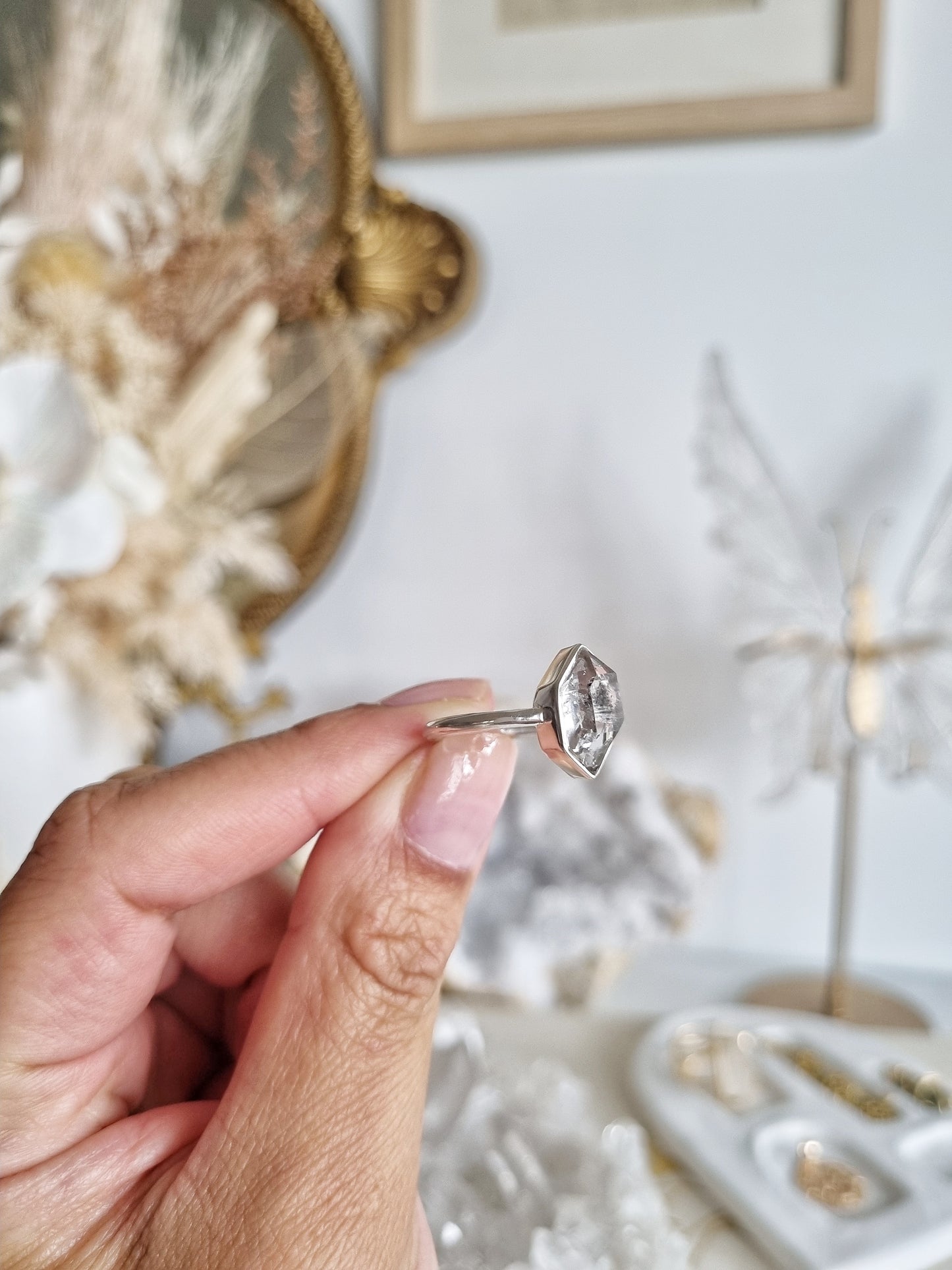 Balochistan Herkimer Ring with Hydrocarbon | Size 7