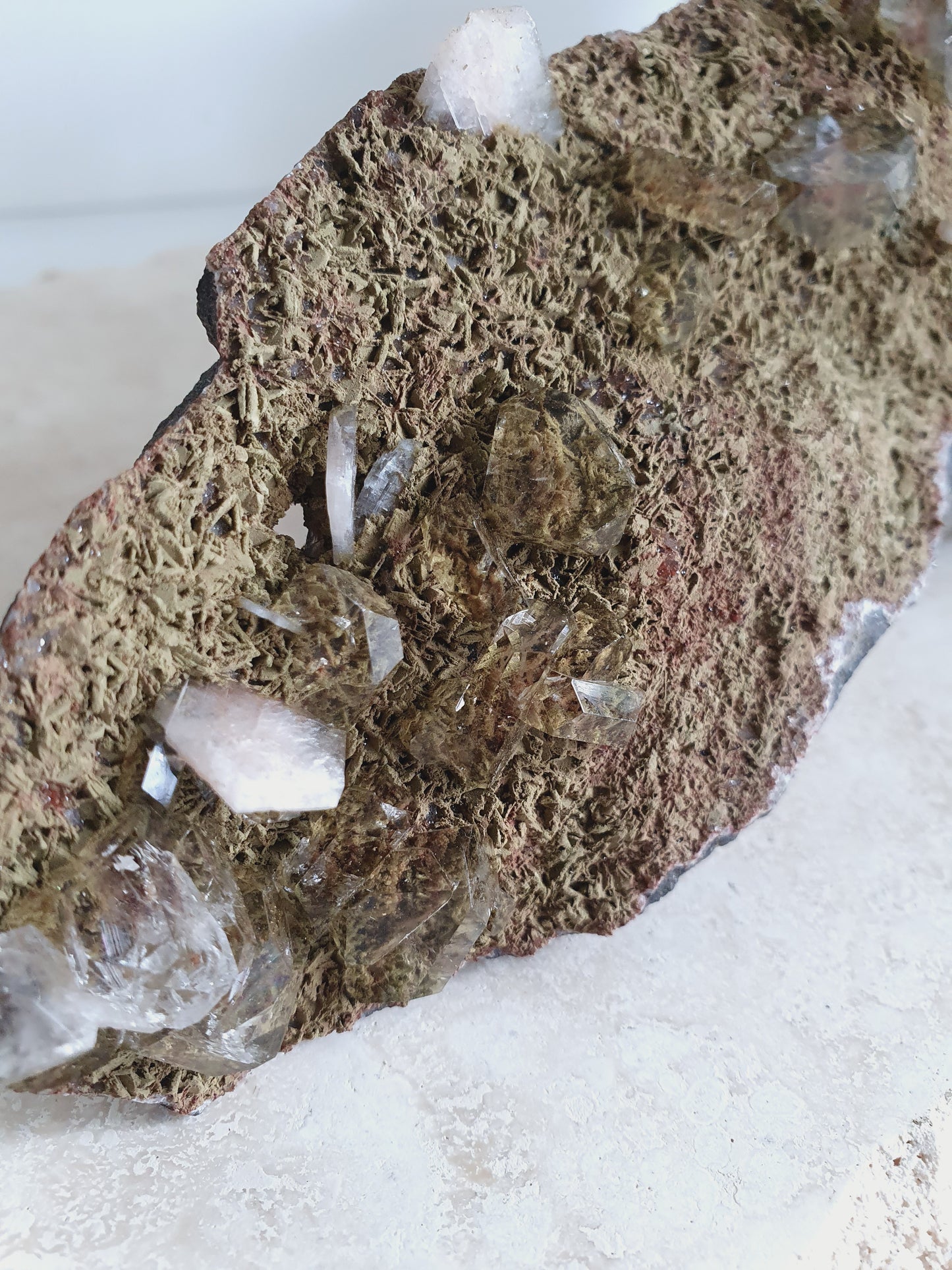 Apophyllite Haematite | APOH016
