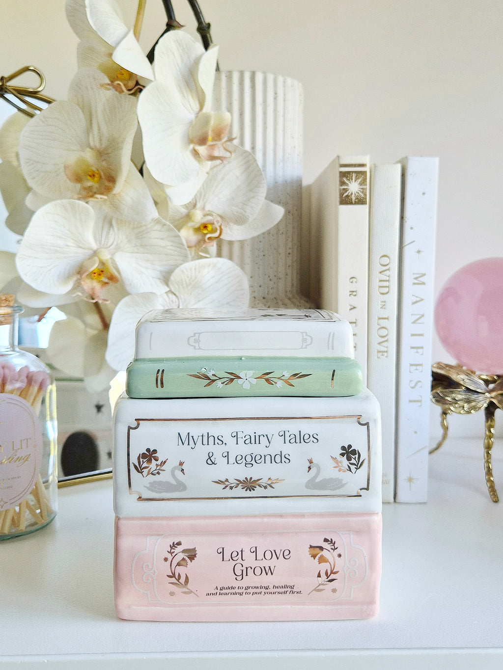 Pastel Stacked Books wax & Oil Warmer