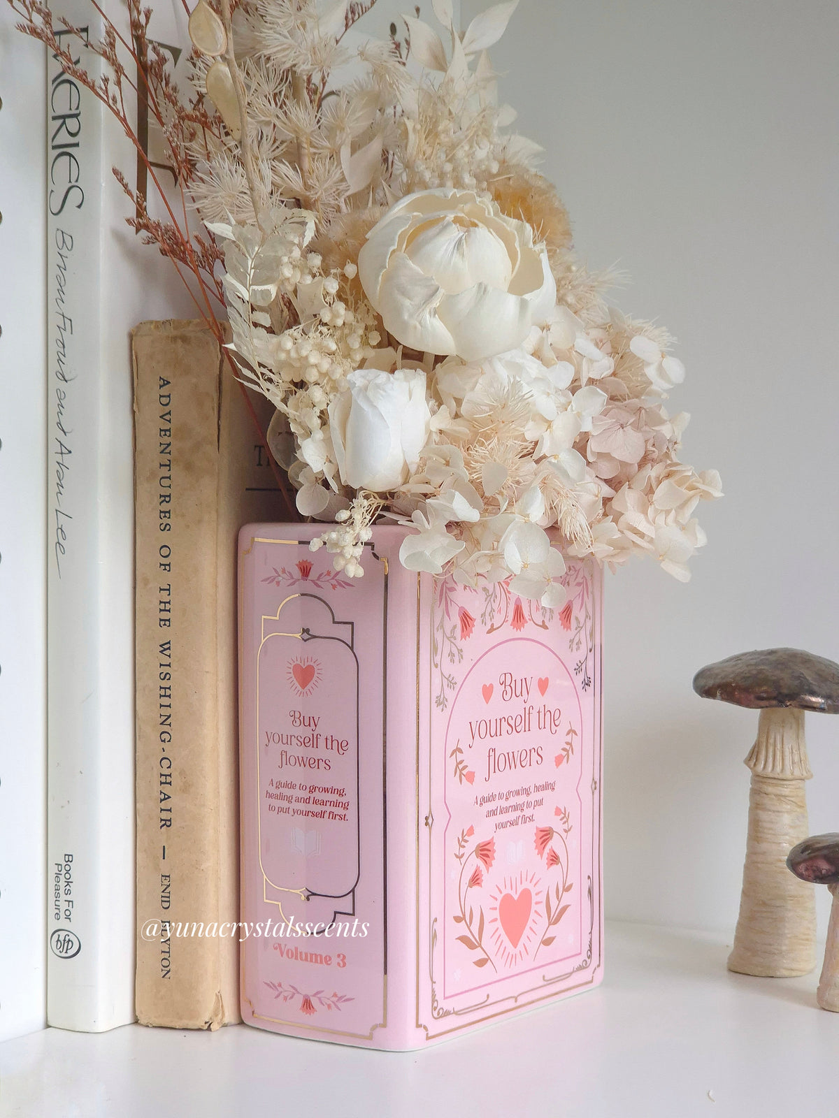 Bookish Ceramic Vase - Pink