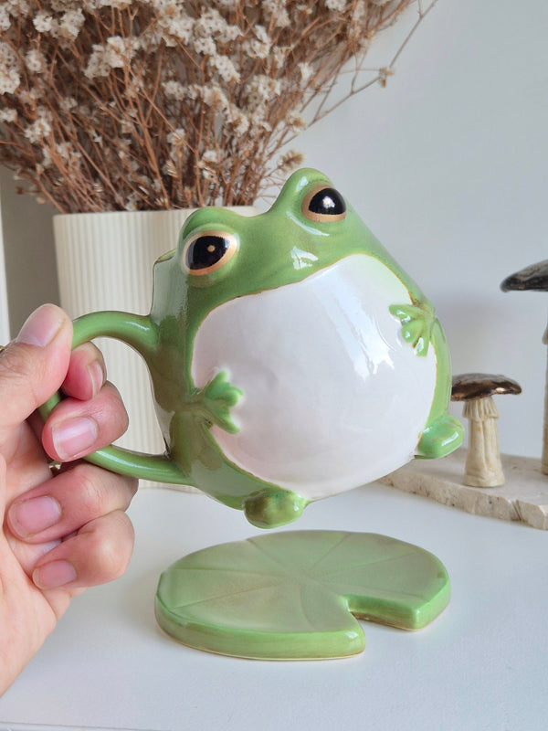 Frog On Lily Pad Ceramic Mug