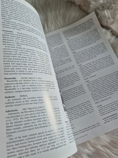 The Mineralogical Record March-April 1998 • Volume 29 • Number 2