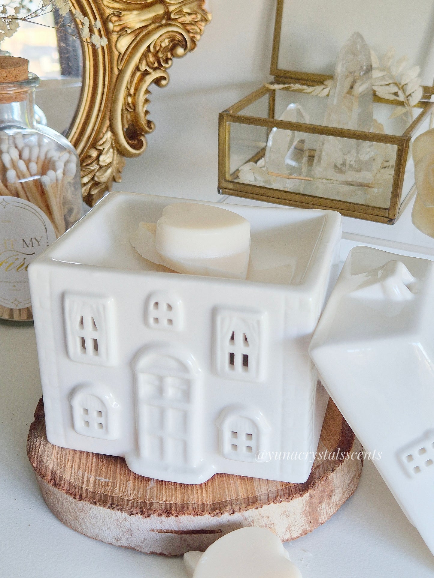 White Cottage Wax Melt Warmer
