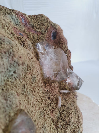 Apophyllite Haematite | APOH006